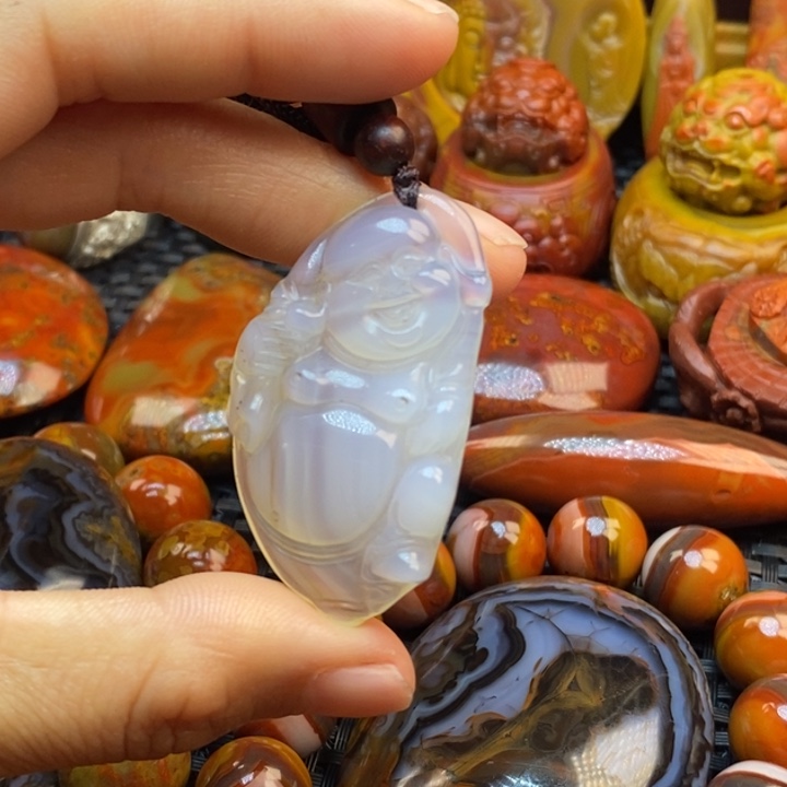 玛瑙/玉髓颈饰未镶嵌