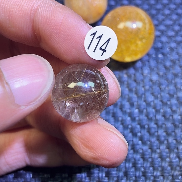 穆***朝吊坠(不含链)水晶未镶嵌