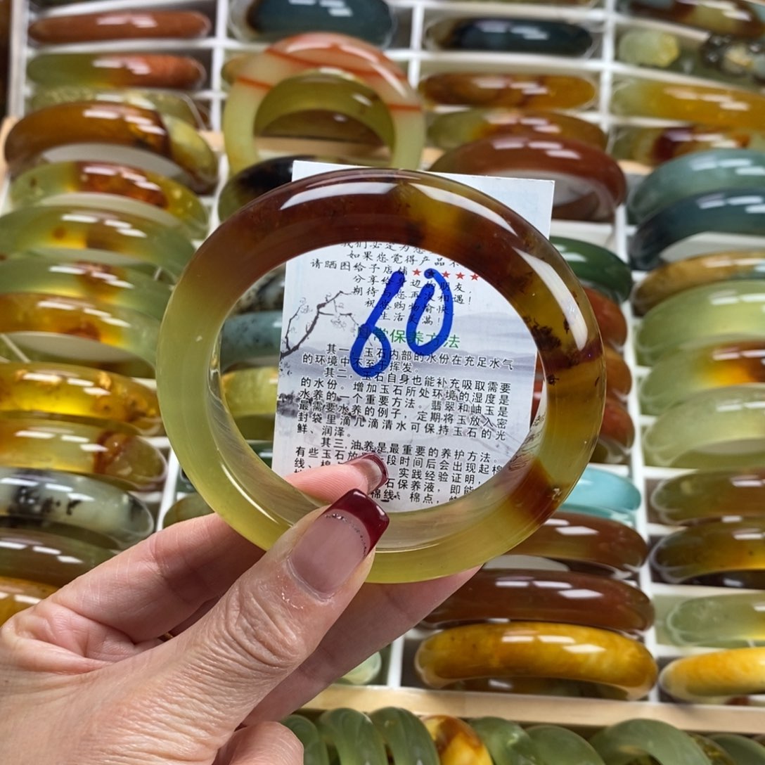 未镶嵌蛇纹石玉手镯