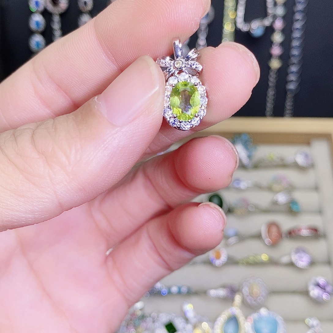 吊坠(不含链)未镶嵌橄榄石