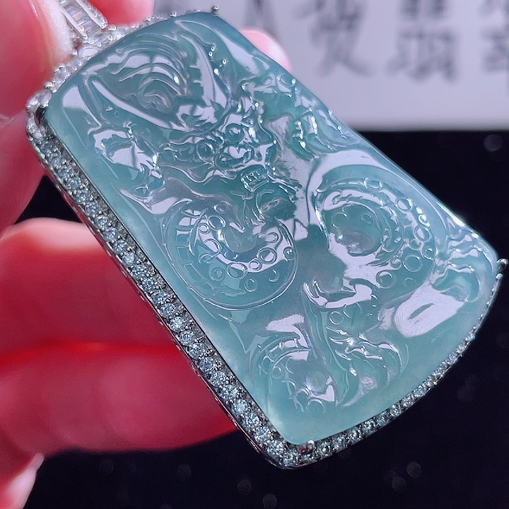 翡翠颈饰未镶嵌999999999