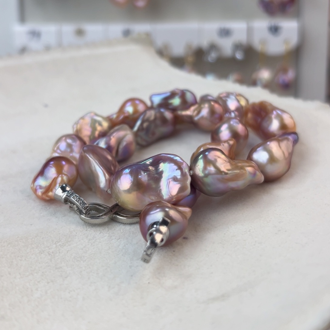 淡水珍珠项链未镶嵌蝴***?