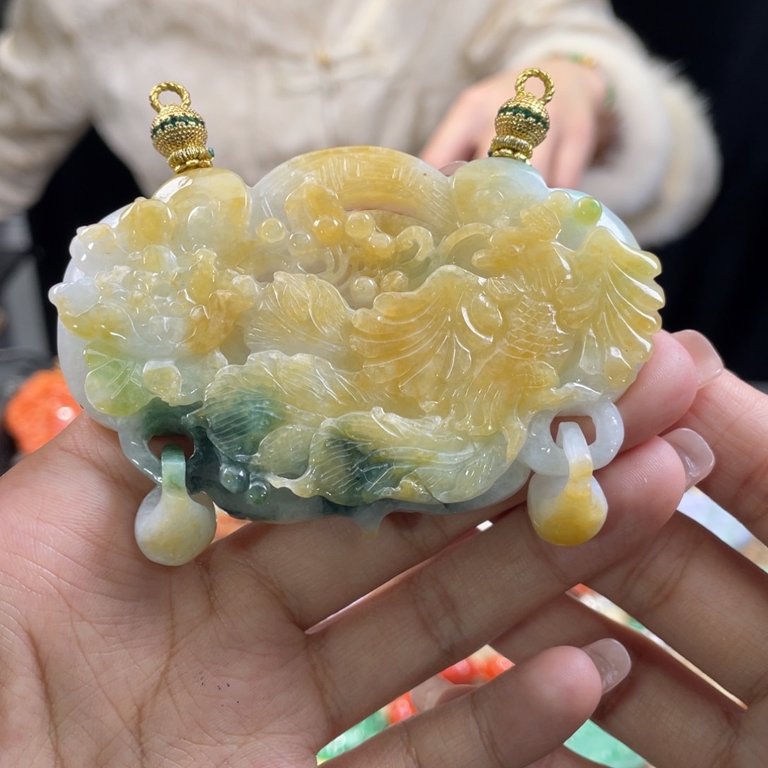 翡翠颈饰未镶嵌代编织