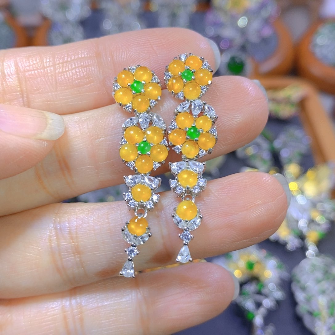 翡翠颈饰银S925镶嵌天然翡翠