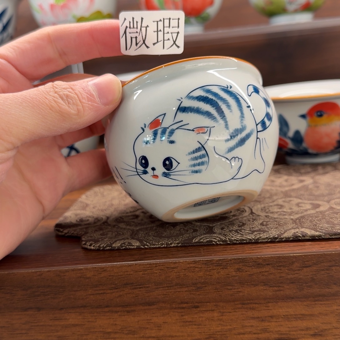 釉下手绘茶具微瑕