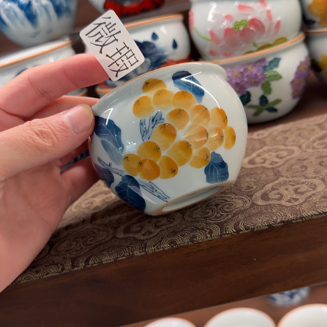 釉下手绘茶具微瑕