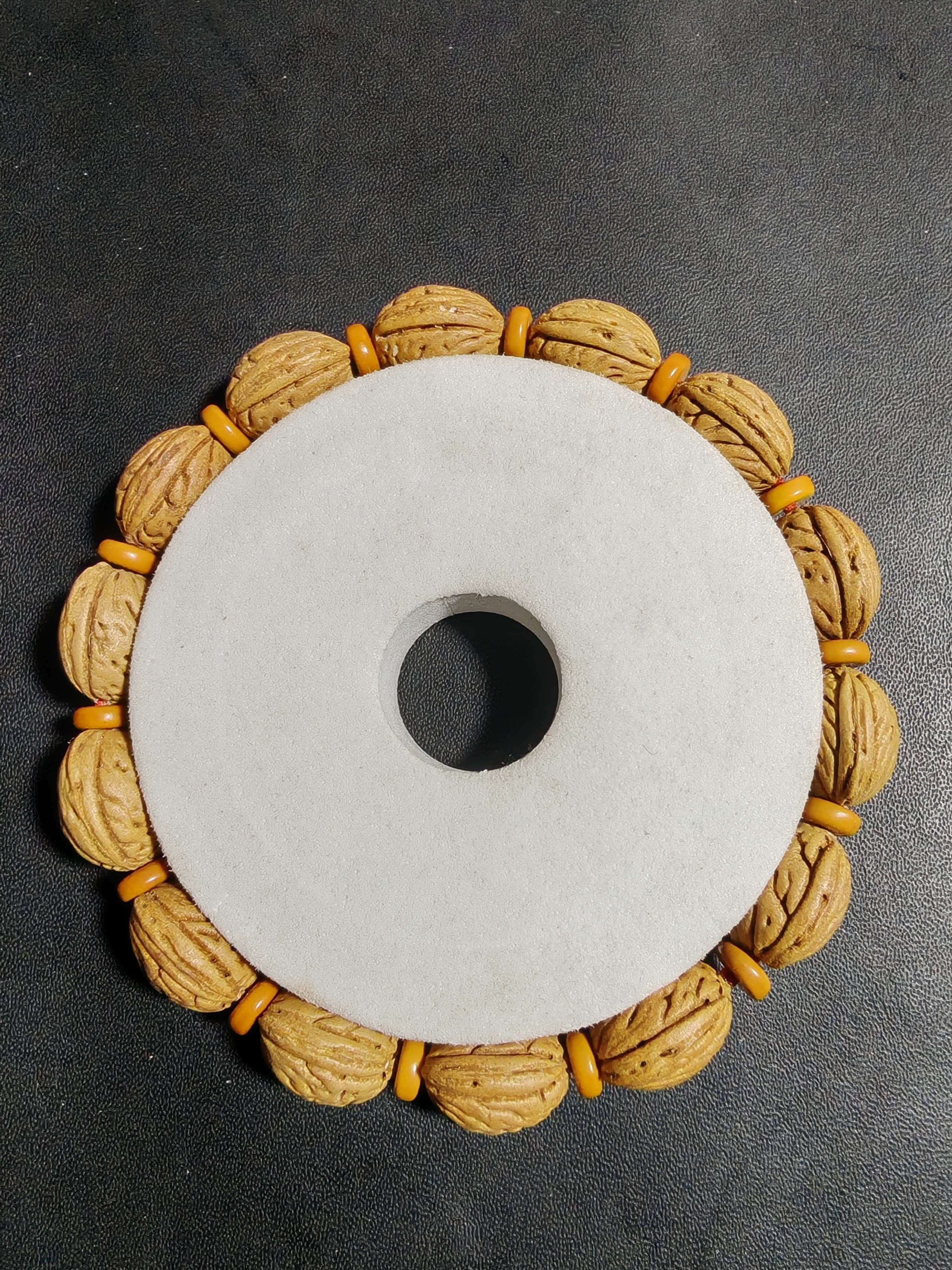 东北野生小钱袋子桃核手串高密度皮质好 上色快