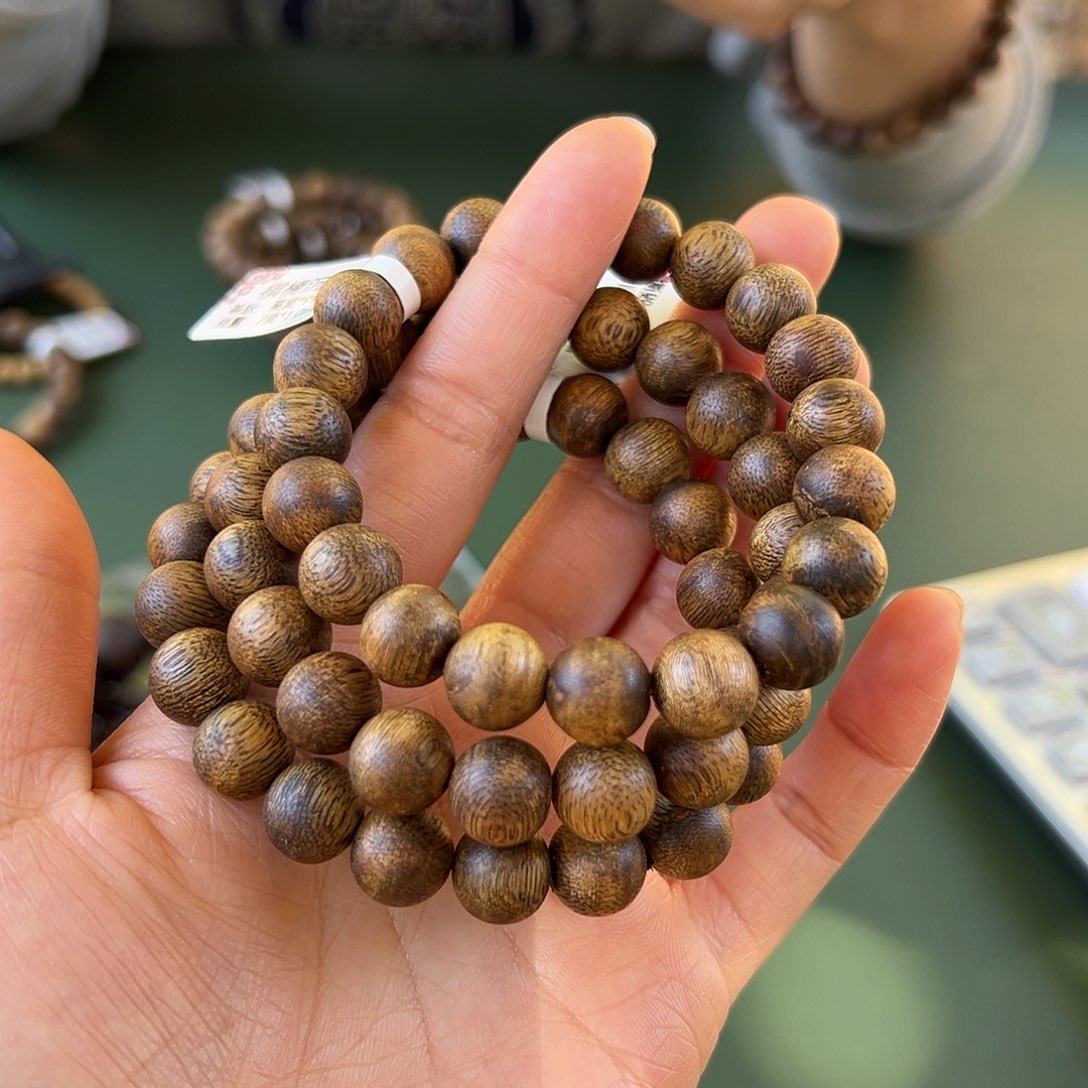 沉香手串乌身7克1.0多样性发一条