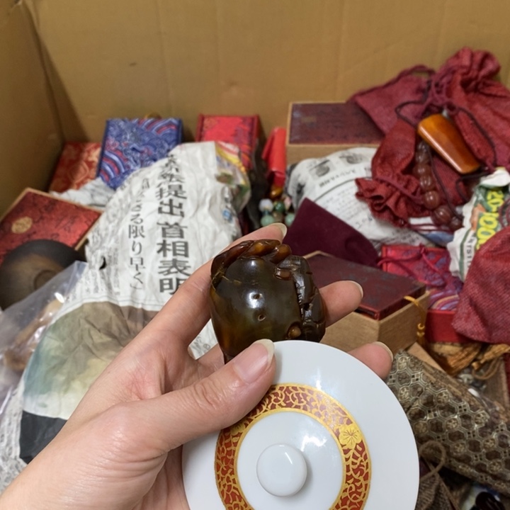 瓷片哈中古工艺品一件