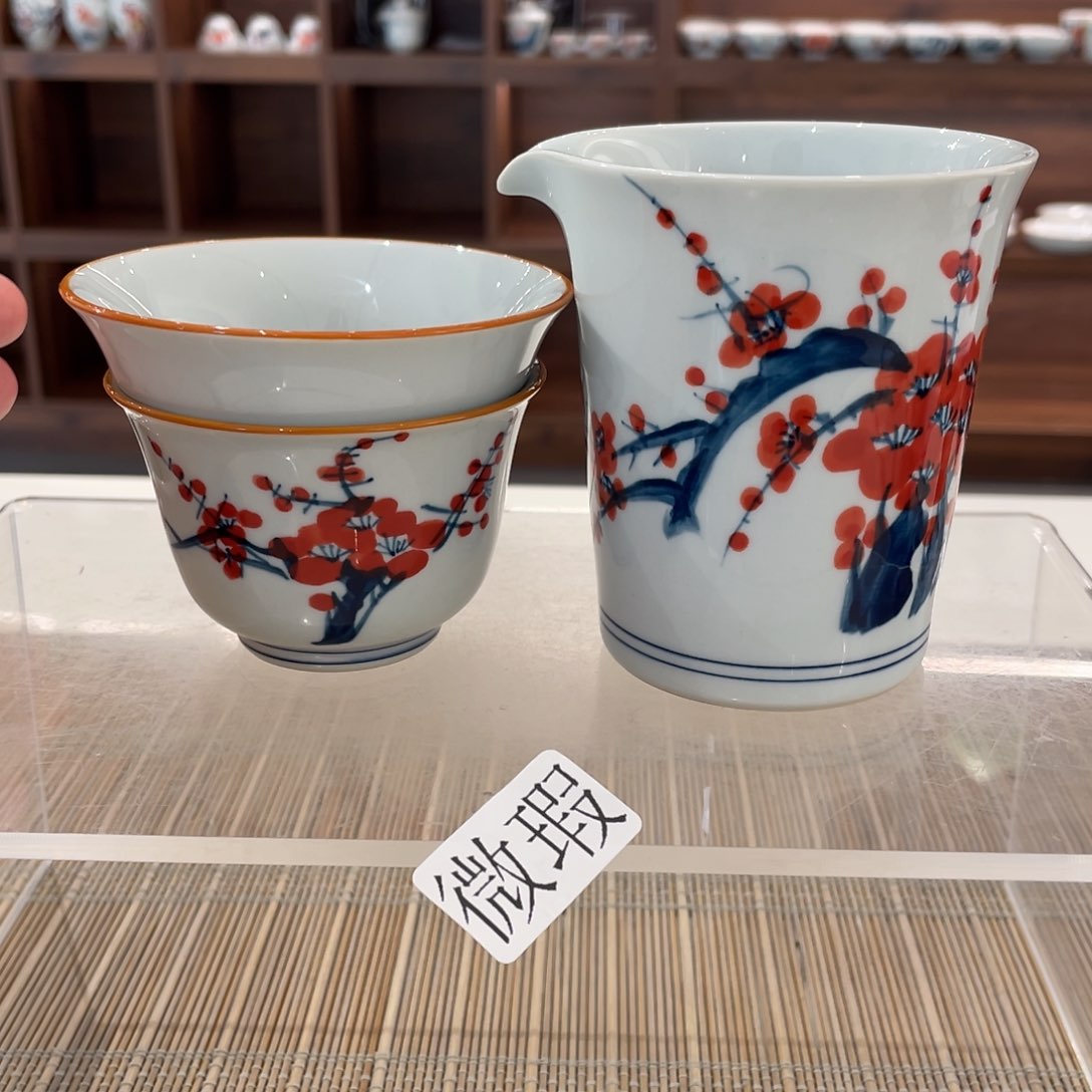 釉下手绘茶具微瑕