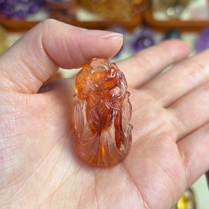 水晶吊坠(赠链)未镶嵌