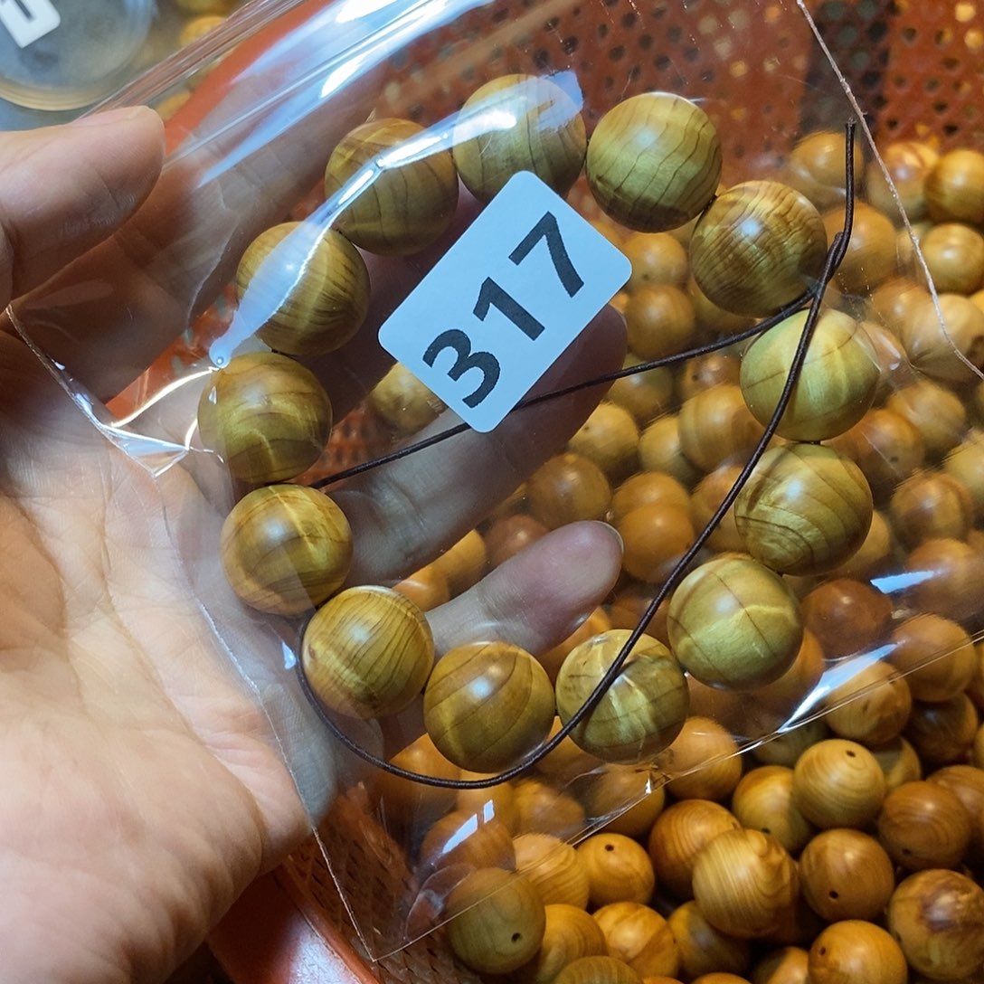 柏木（崖柏）崖柏闪电1.8–317