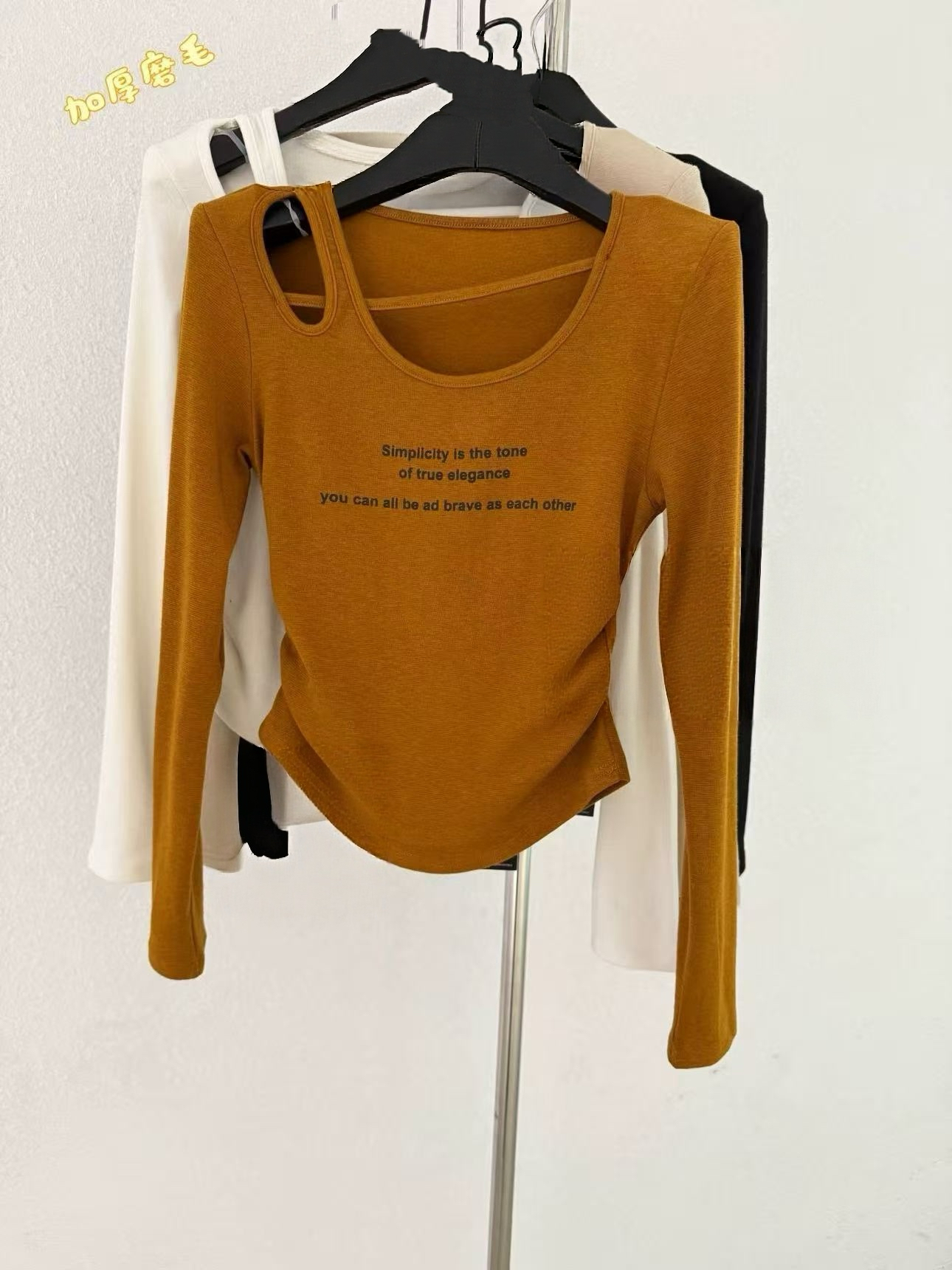 设计感小众字母印花y领长袖T恤2025秋冬新款韩版修身显瘦打底上衣