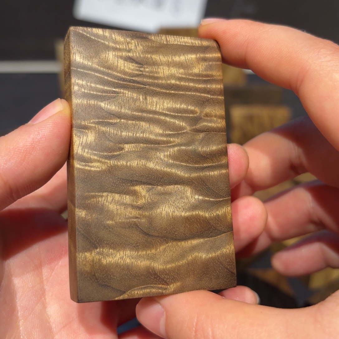 良***金丝楠木无事牌材料