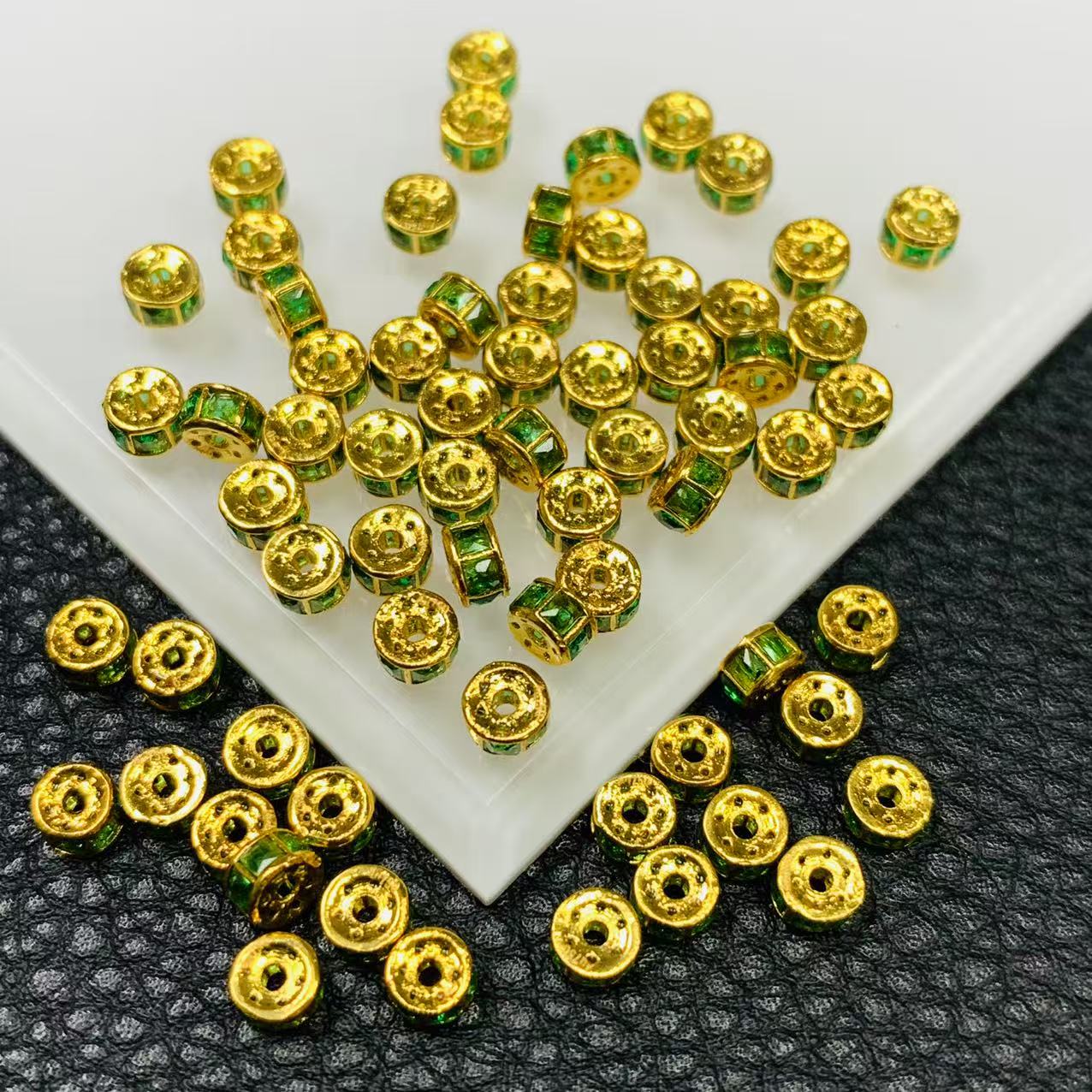 「戴琴珠宝」YZ4108-18K金4mm左右绿色配件-JS(多样性发其一)