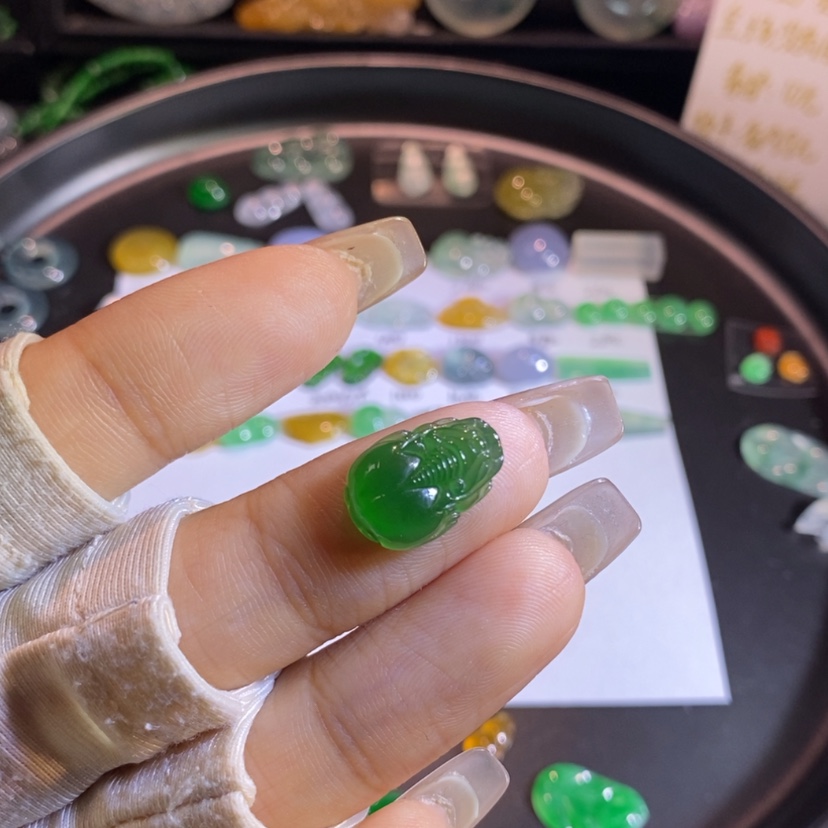 【闪购商品】翡翠挂件未镶嵌貔貅