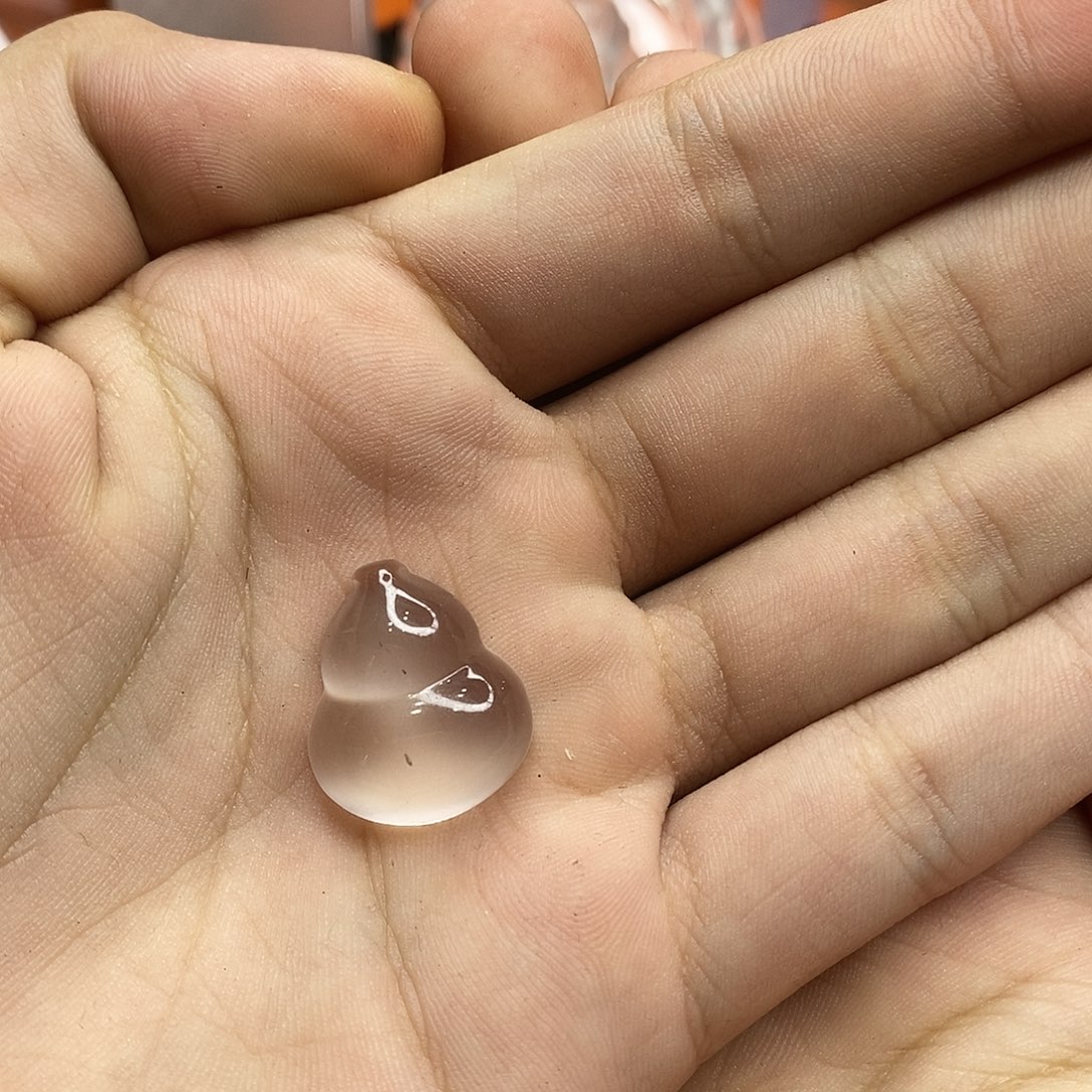 颈饰未镶嵌石英质玉