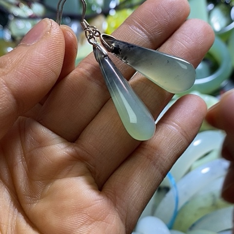 岫玉耳环未镶嵌一对