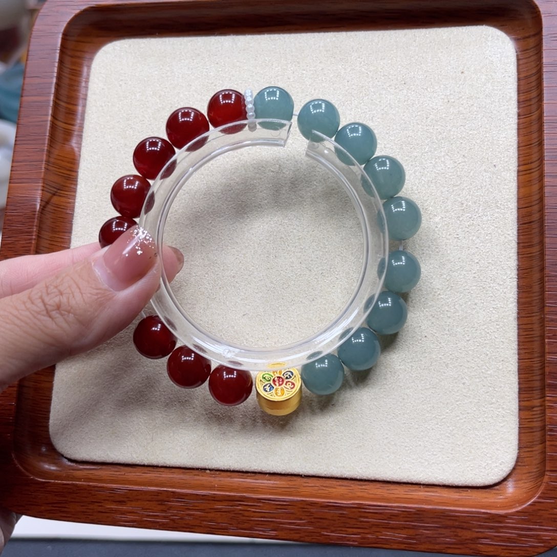 未镶嵌石英岩玉珠宝奇石