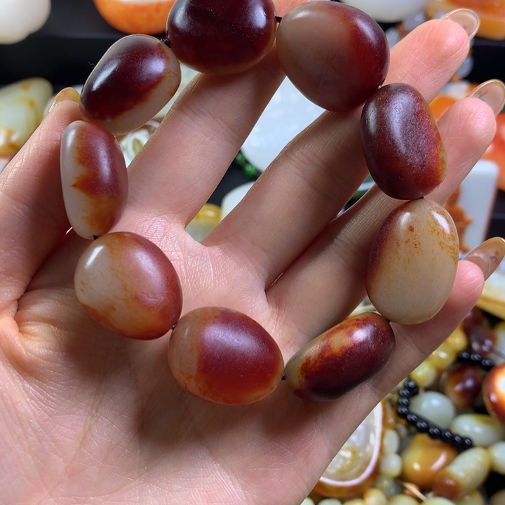 未镶嵌和田玉手链