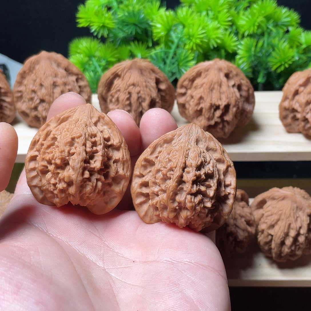 吊坠文玩核桃文玩核桃满天星 42 尺