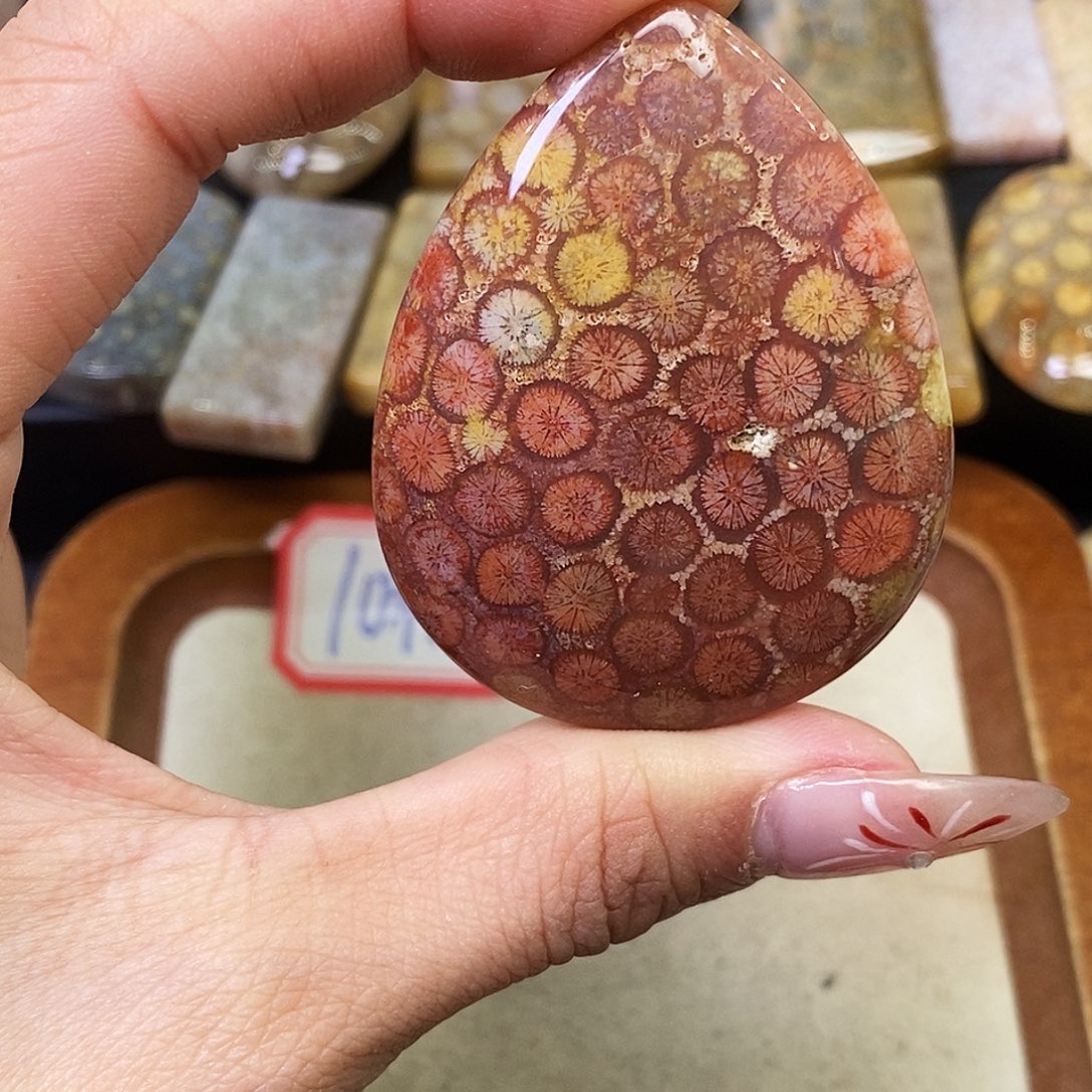 硅化玉颈饰合金風*