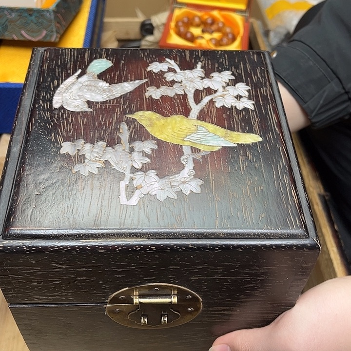 大叶紫檀（黑酸枝木类）