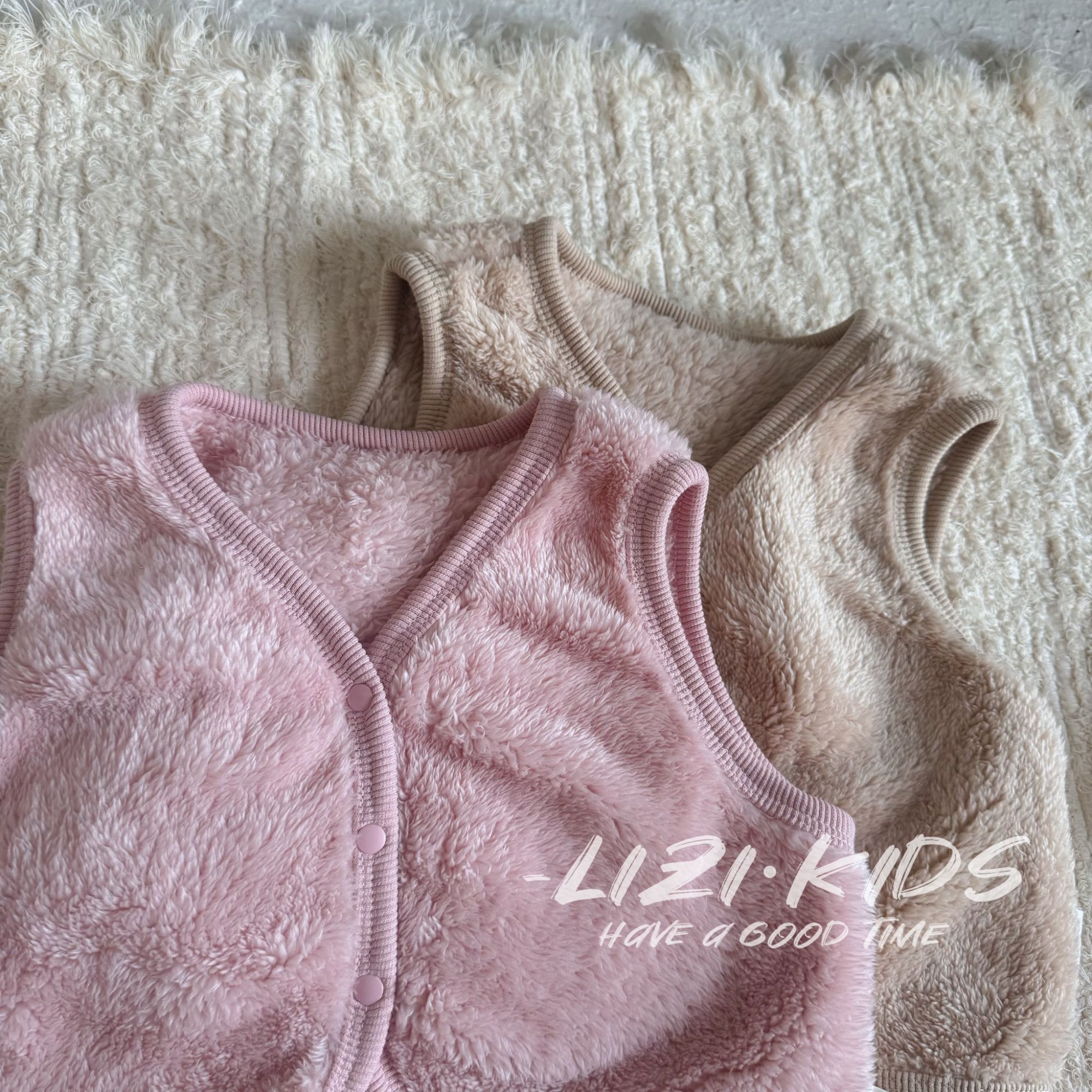 LIZI·『毛嘟嘟的小可爱』ins款宝宝毛绒背心幼儿保暖外套坎肩