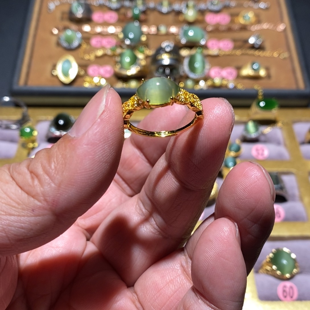 和田玉（碧玉）戒指未镶嵌