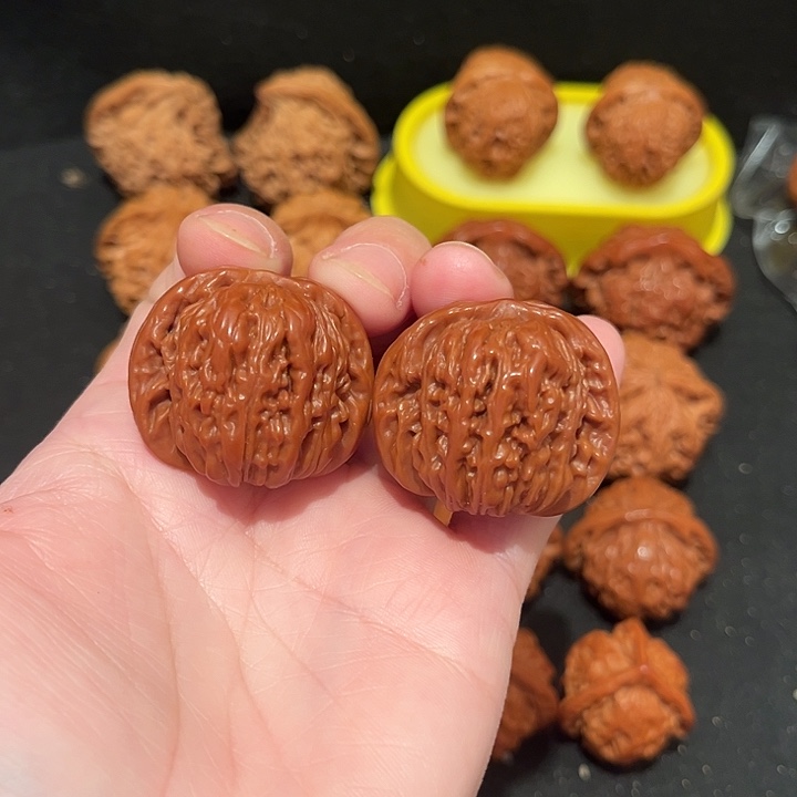 嘟***嘟文玩核桃把件蓟县楼