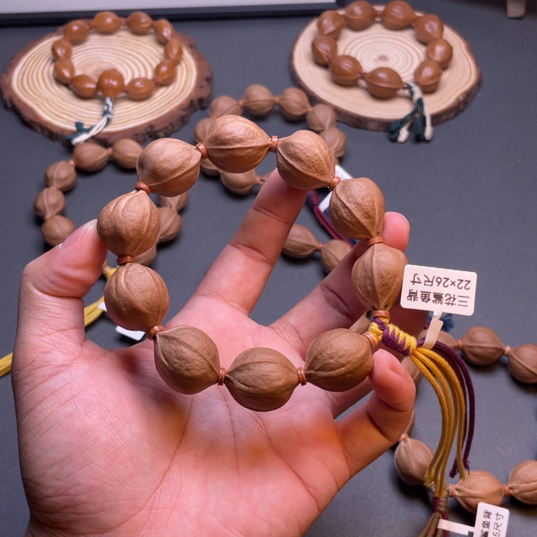 用***8手串橄榄核梅林铁核三花鲨鱼背原皮素串22×26尺寸