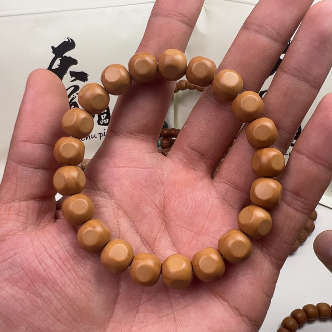 吊坠猴头核桃微瑕六方