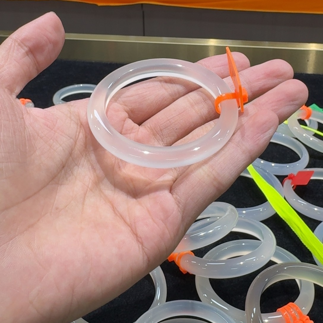 玛瑙/玉髓手镯未镶嵌娇*12