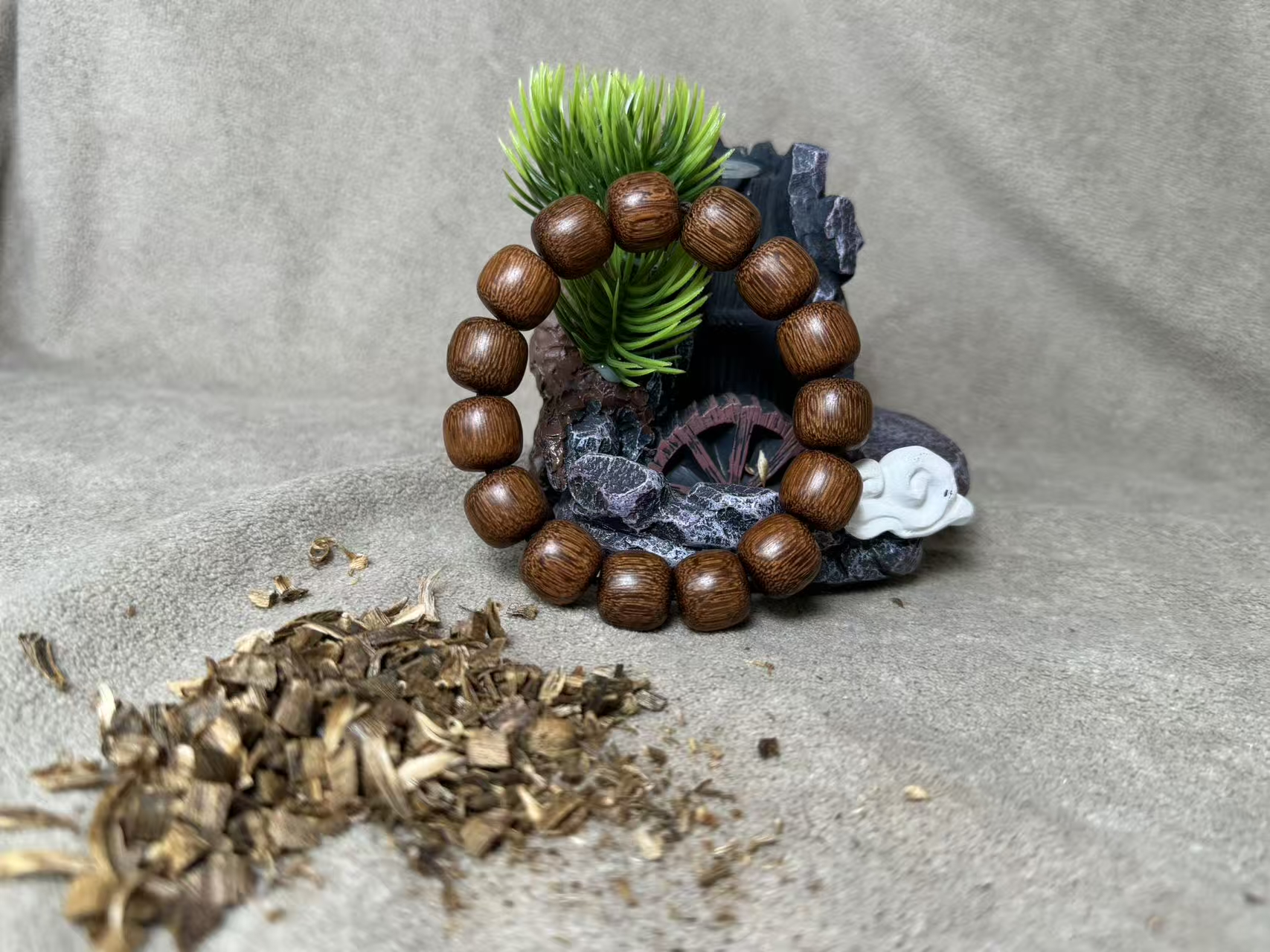 沉香（东昇沉香）D01芽庄白奇沉香1.4