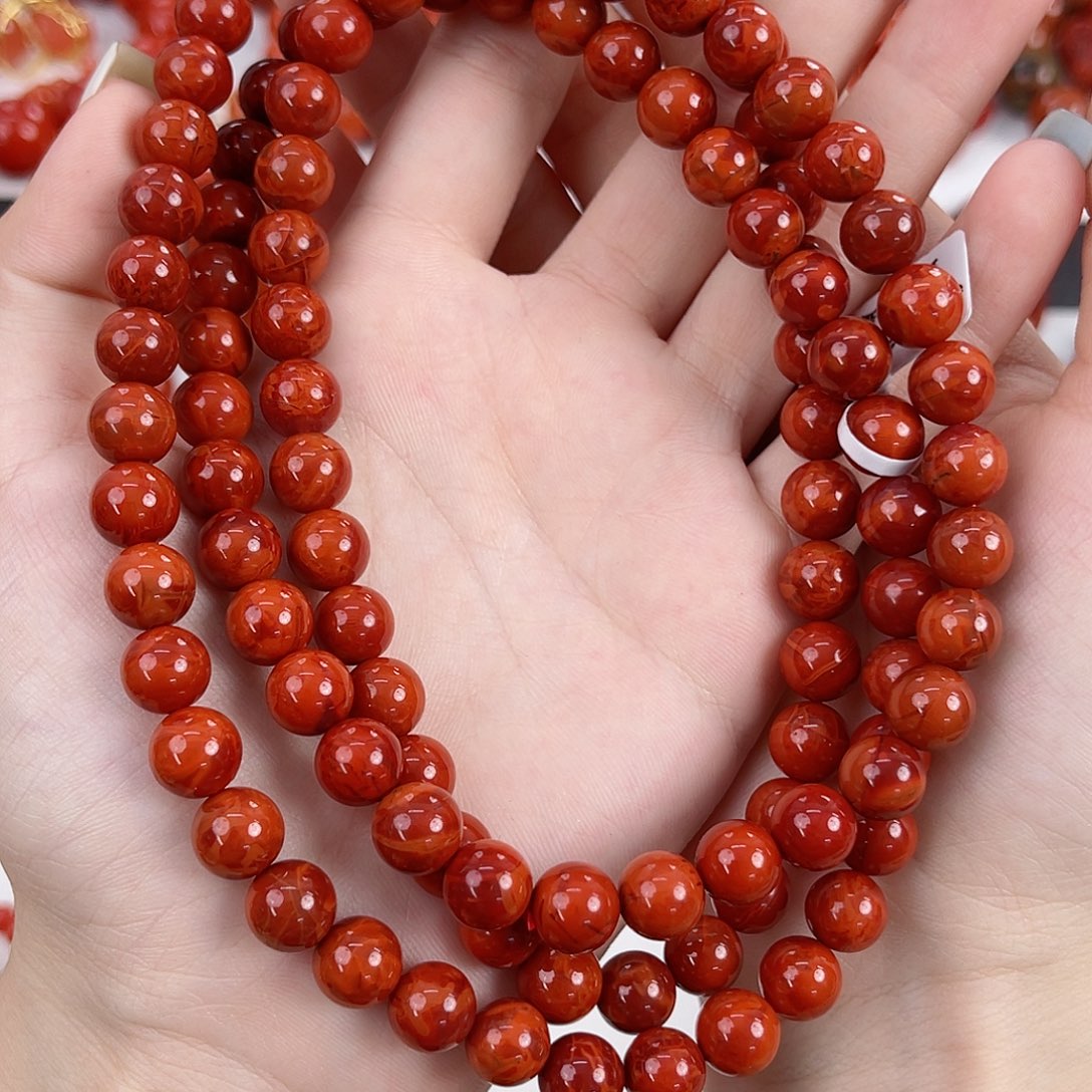 泉***～南红玛瑙未镶嵌瓦西牛血红火焰满肉8mm多圈