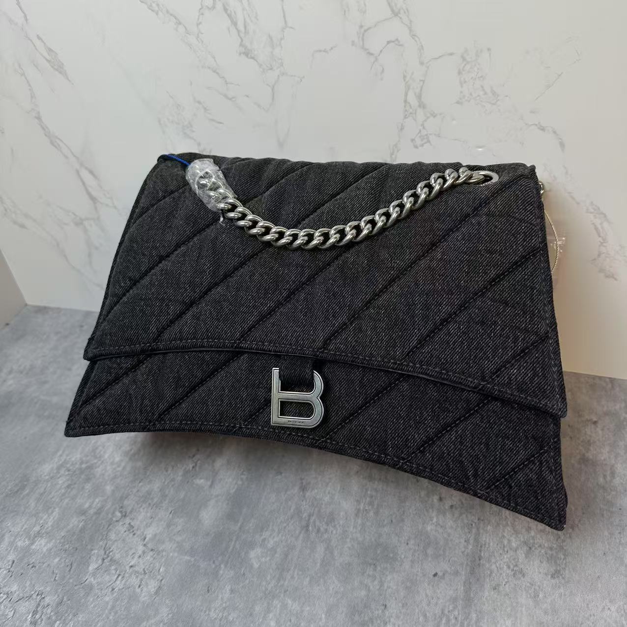 95新 Balenciaga/巴黎世家 乱乱子中古/女士/单肩包/107232
