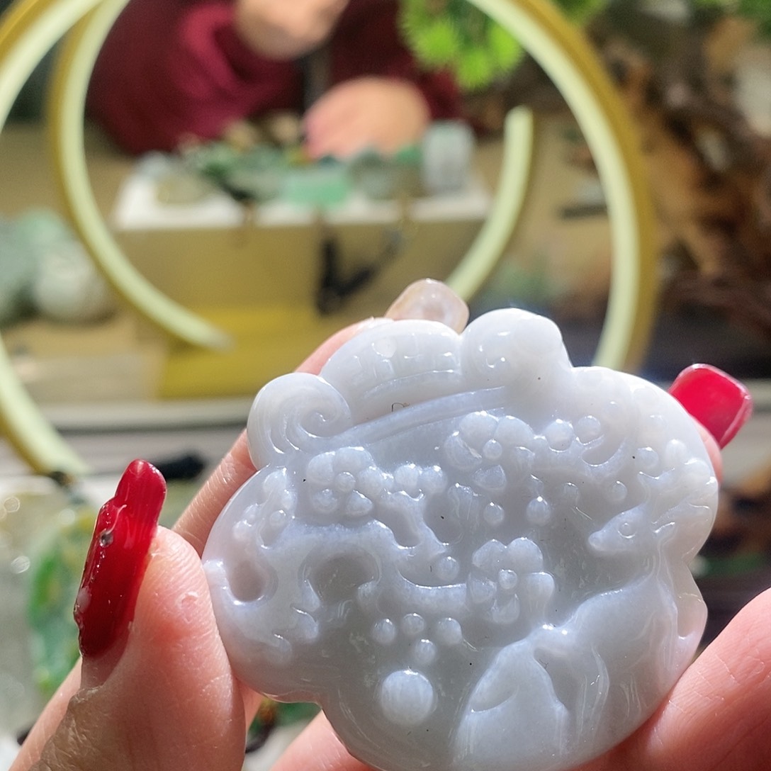 【闪购商品】翡翠颈饰未镶嵌鹿