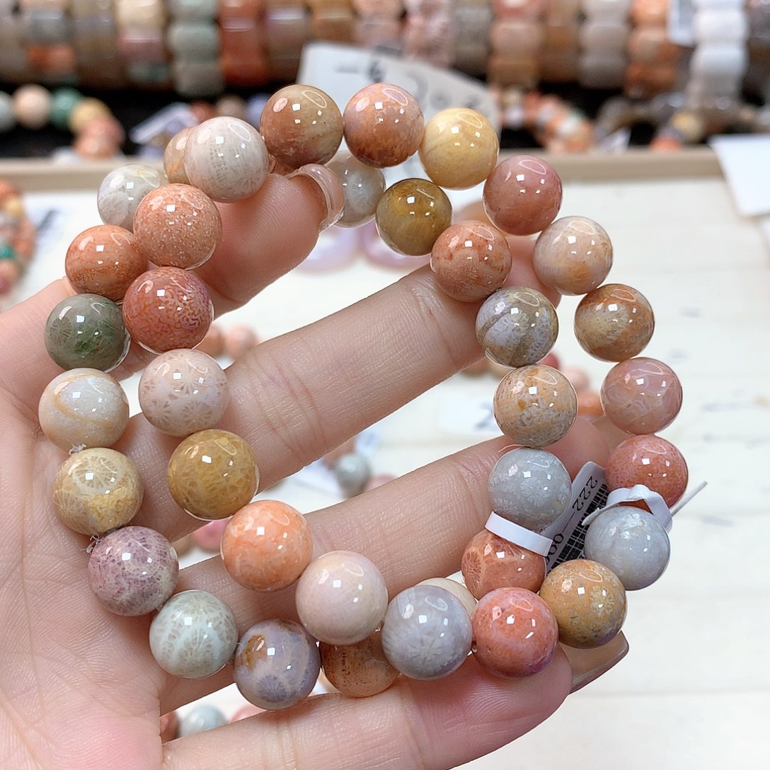 硅化珊瑚（珊瑚玉）手链未镶嵌～****洛643