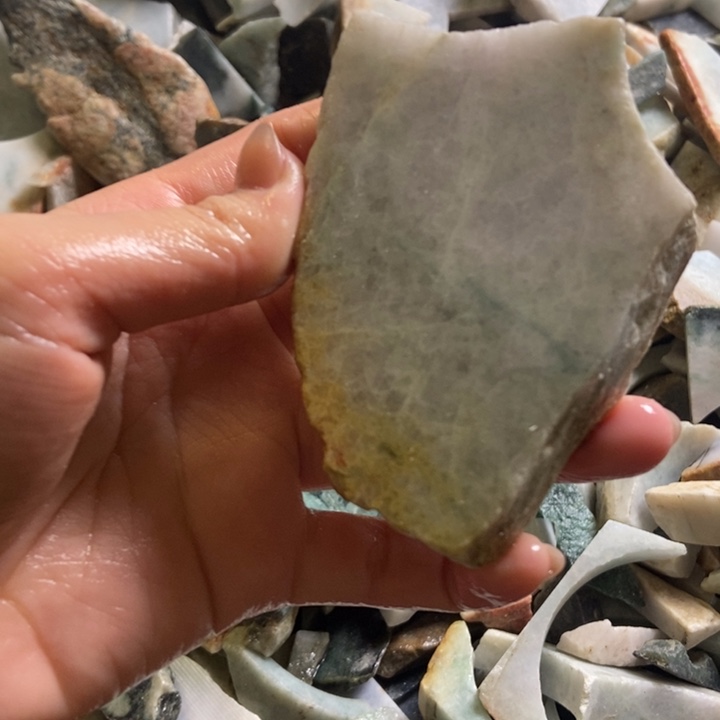 翡翠颈饰未镶嵌天然翡翠