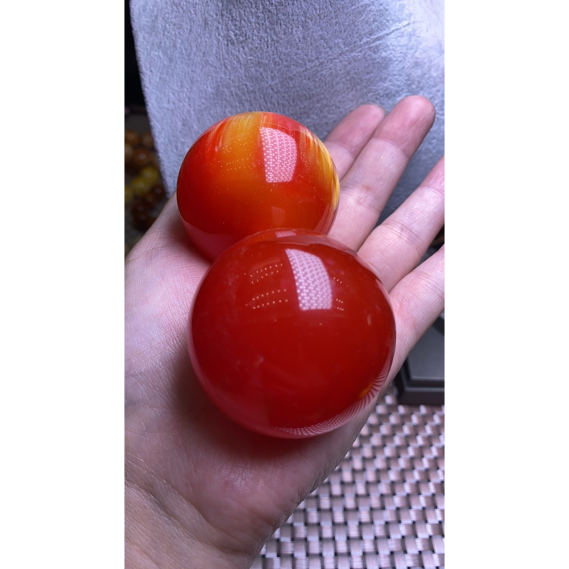 A219 50MM红色手球一对 (多样性发其一)