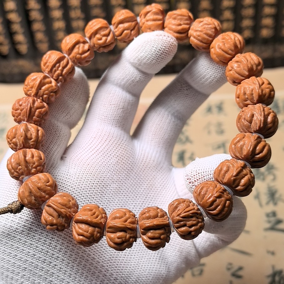 龙纹红魔暴肚手串