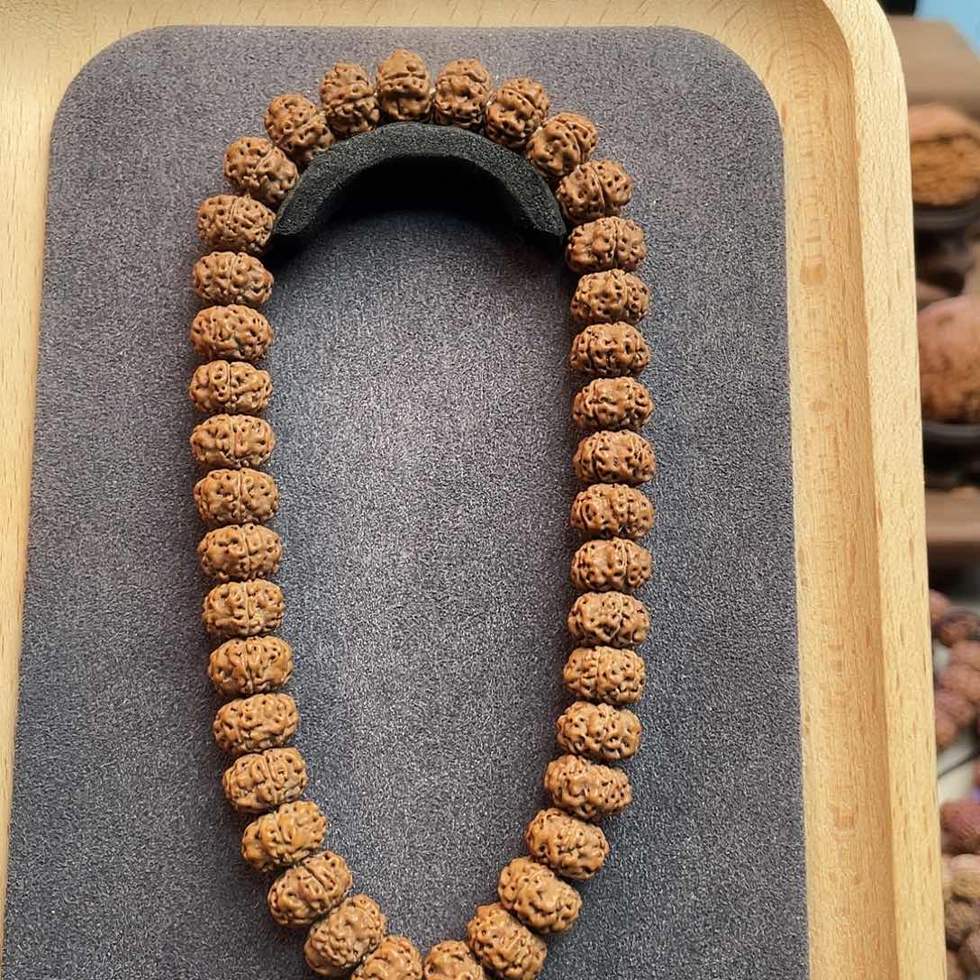 泓***董手串金刚菩提飞碟平细手持小金刚