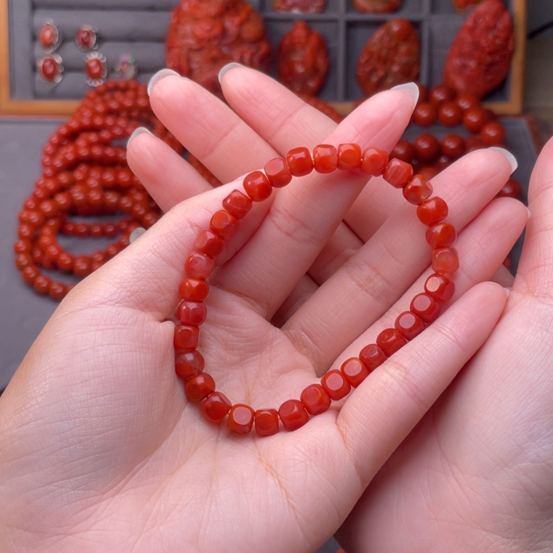 南红玛瑙未镶嵌配饰卡6mm