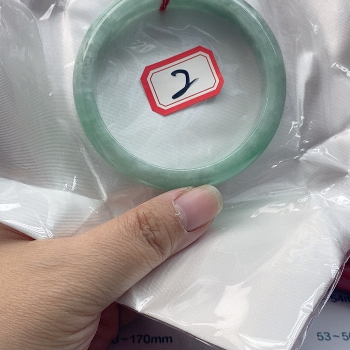 扬***！未镶嵌手镯翡翠翡翠