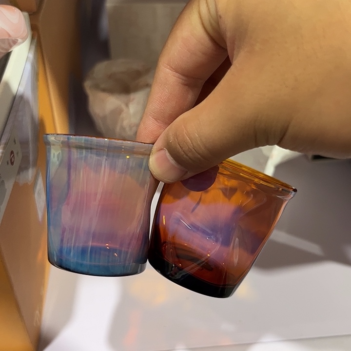 孤品 熏银琥珀小茶杯2只