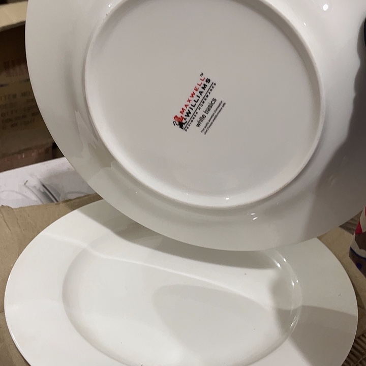 瓷片麦斯威尔大平盘一对 口径28厘米