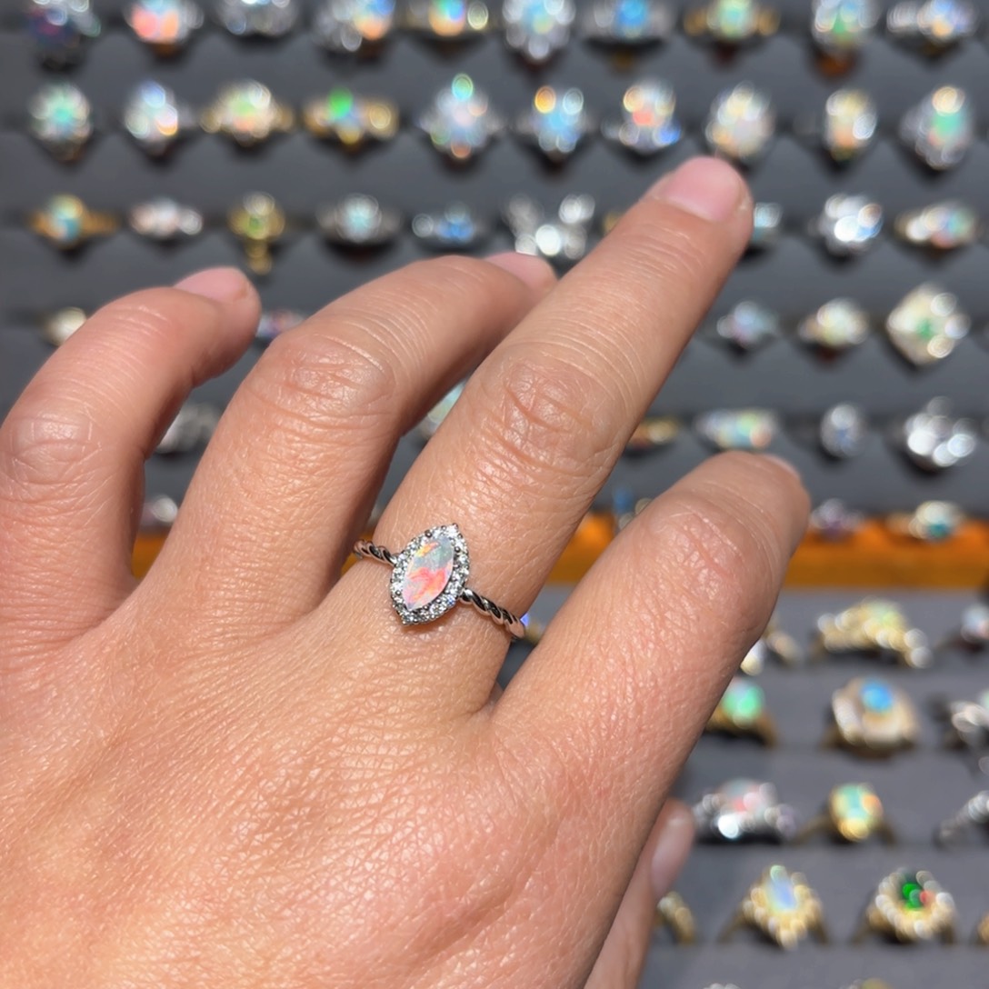 欧泊戒指银S925镶嵌欧泊戒指