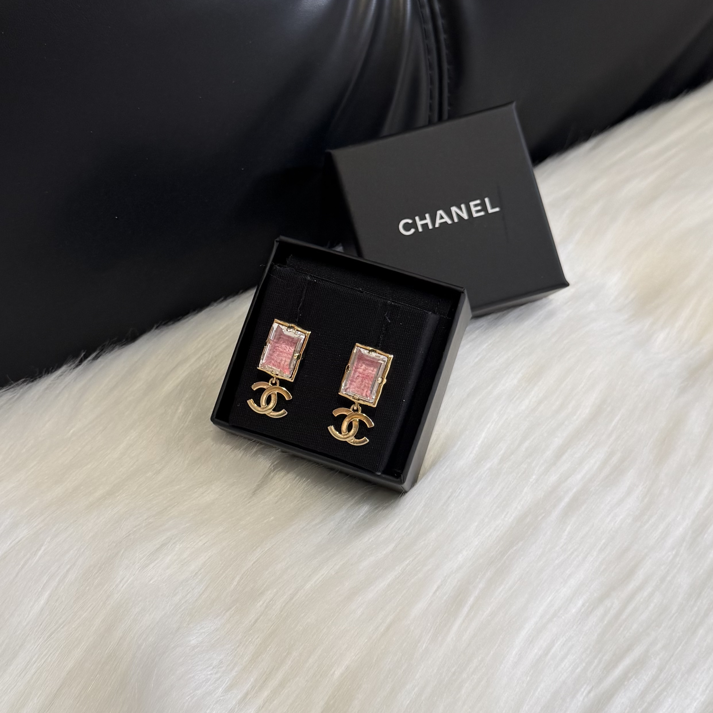 未使用 Chanel/香奈儿 壹所奢品/全新 粉金毛呢 方糖耳钉