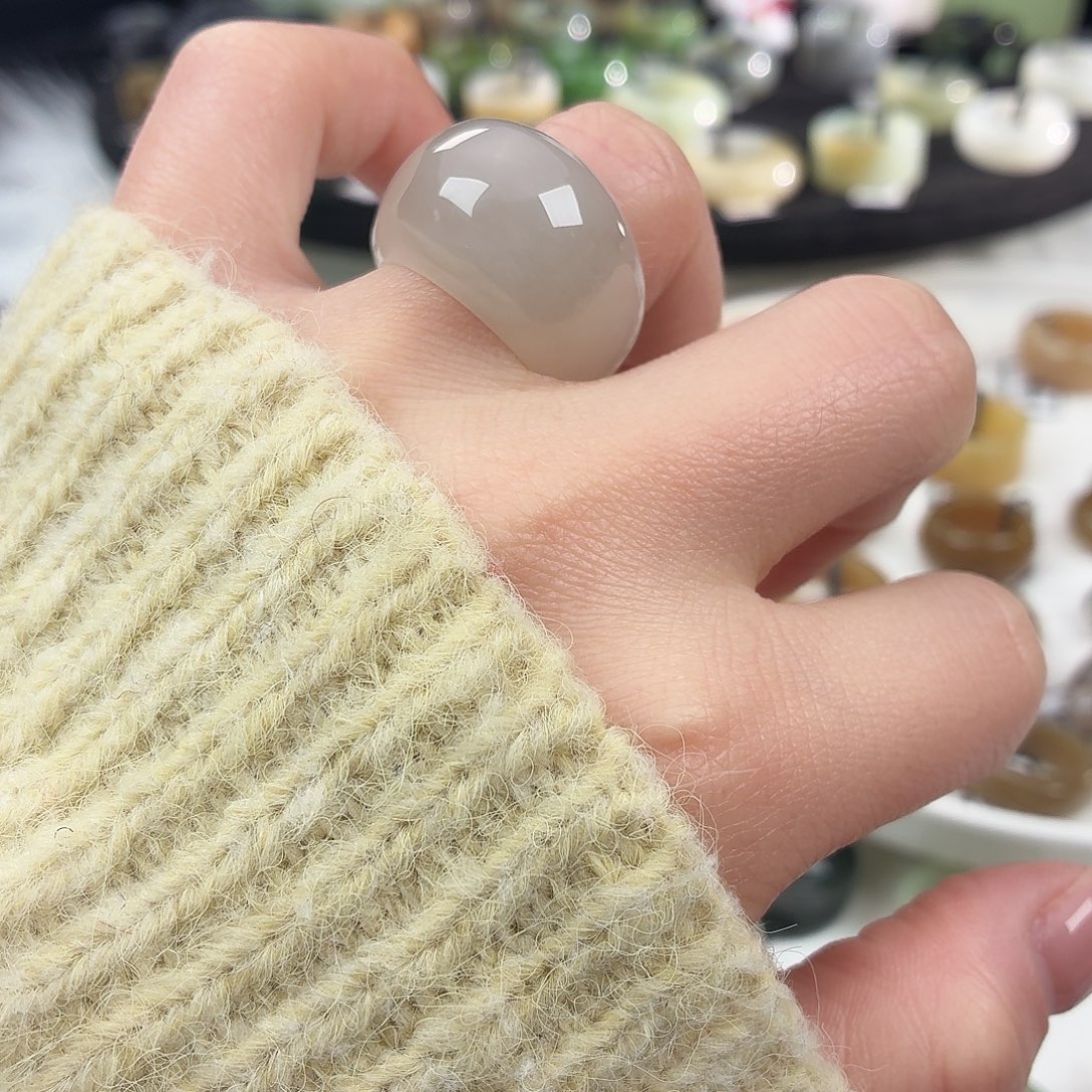 沐***珺和田玉未镶嵌戒指S36藕粉馒头17.4扩17.6拍8不退换