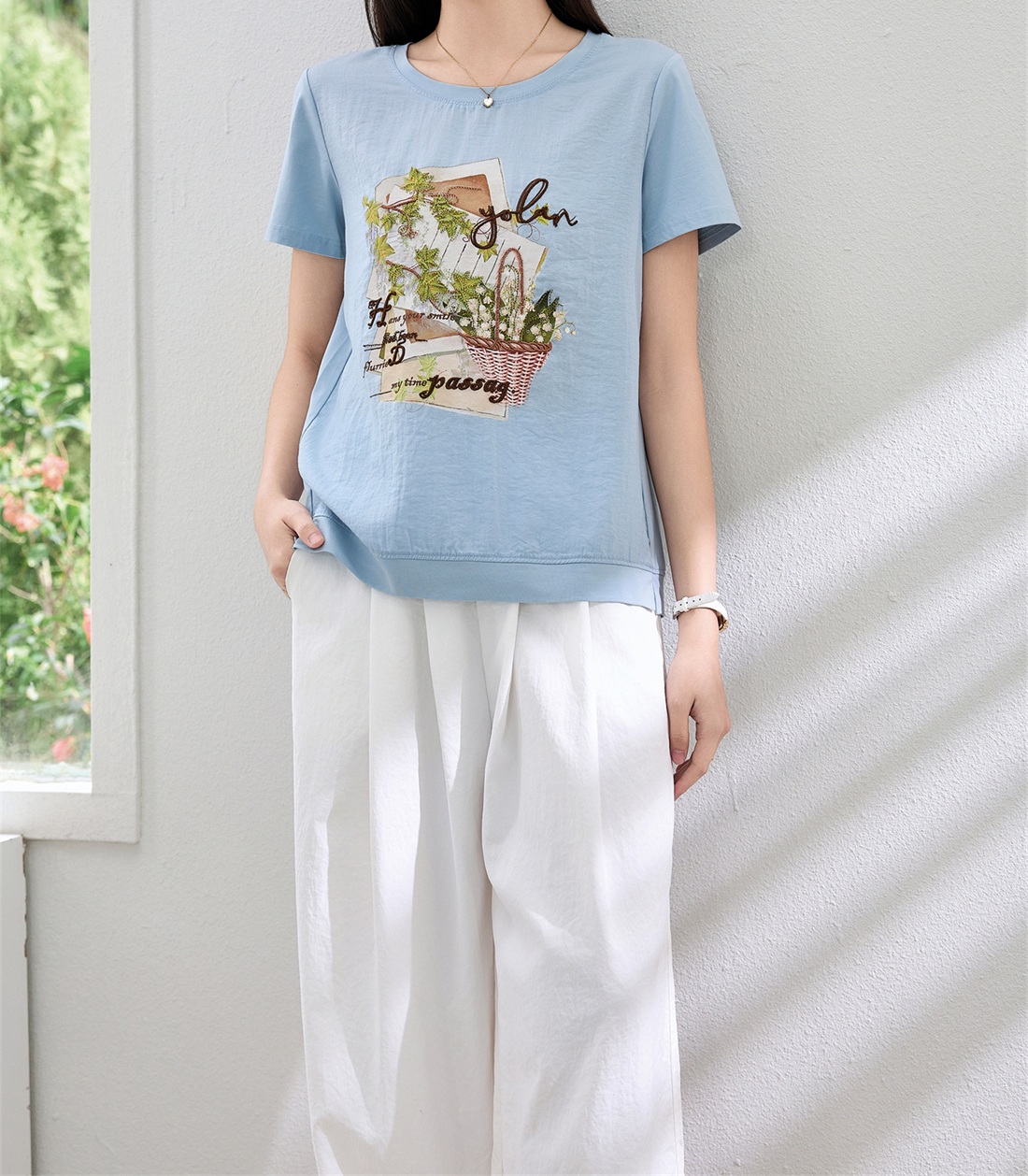 薄款宽松型刺绣圆领中老年女装百搭夏装新中式可爱风舒适